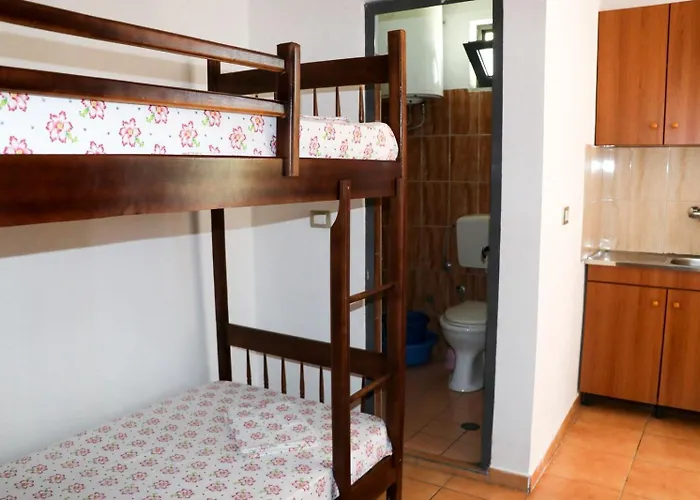 Green Villa * Velipojë